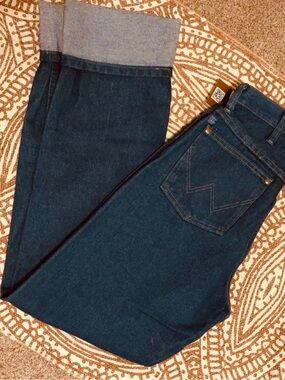 Wrangler Dark Blue High-Rise Straight Leg Jeans BRAND NEW 28 LONG